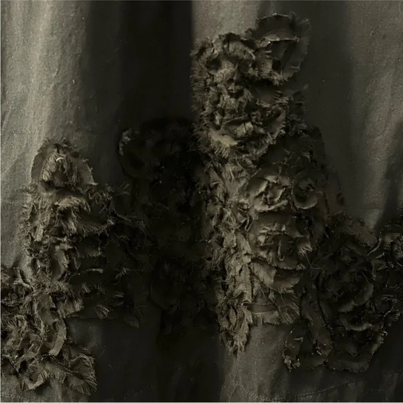 LOFT Black Sleeveless Dress with Ruffle Neckline & 3D Floral Hem | Size 4 - Picture 4 of 5